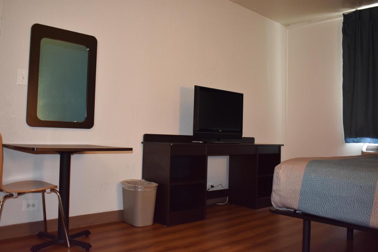 Days Inn Melrose Park/O'Hare South ภายนอก รูปภาพ
