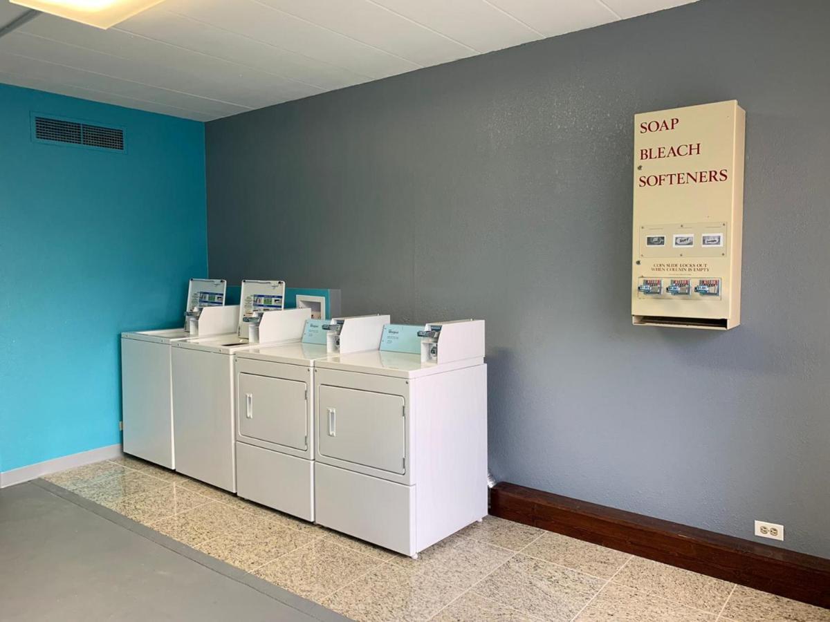 Days Inn Melrose Park/O'Hare South ภายนอก รูปภาพ